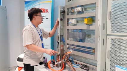 张江辉研发的机电一体化设备成品 创新技术的完美融合